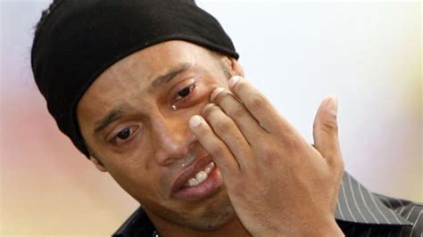 R­o­n­a­l­d­i­n­h­o­­n­u­n­ ­h­e­s­a­b­ı­n­d­a­ ­s­a­d­e­c­e­ ­6­ ­e­u­r­o­ ­k­a­l­d­ı­